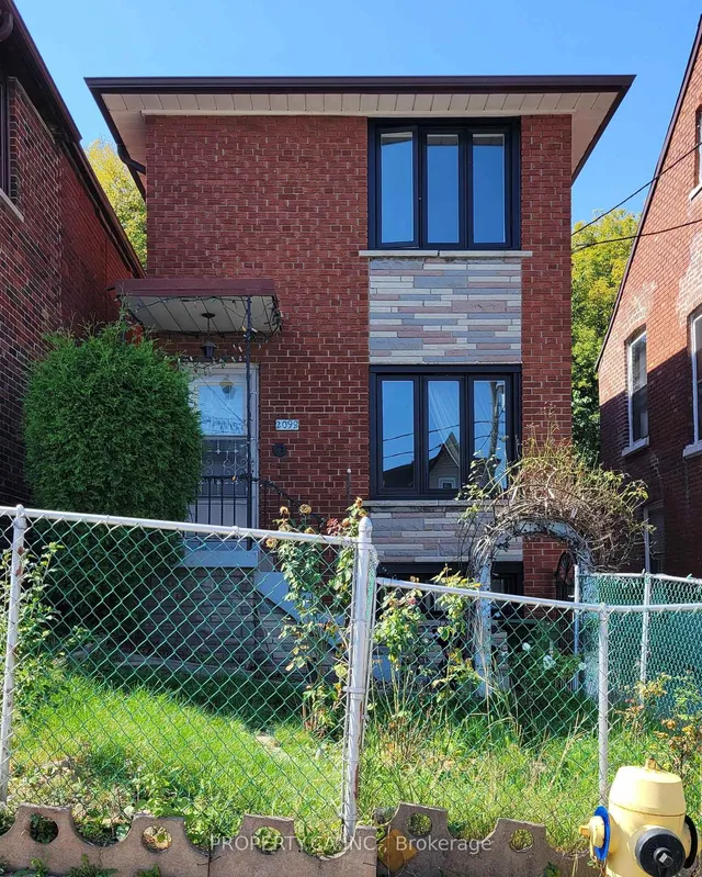 Additional image 3 of 2098 Dufferin St