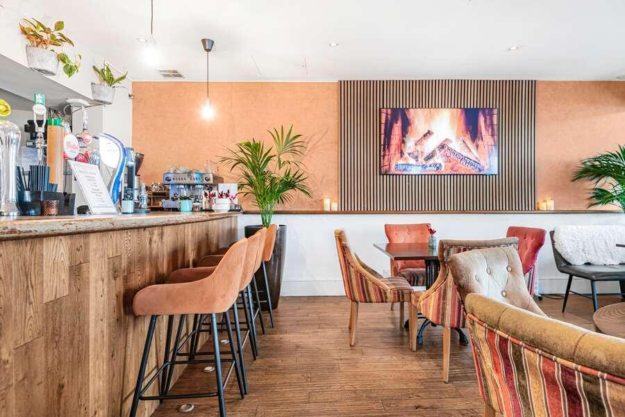 Additional image 8 of Queens Hotel, 1-3 Kings Road, Brighton