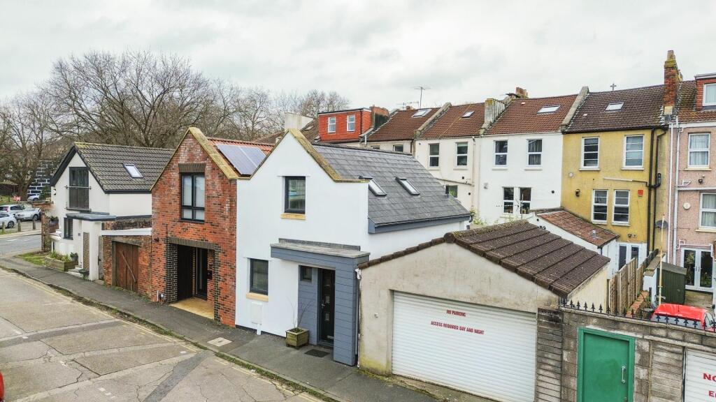 Primary image of Murray Street, Southville, BS3 1AE