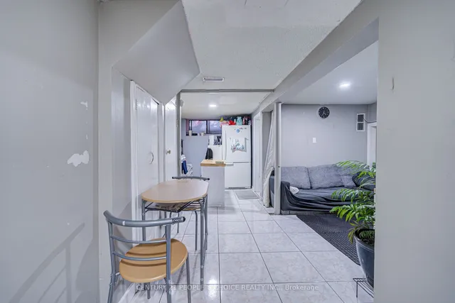 Additional image 38 of 10 Lakeland Dr