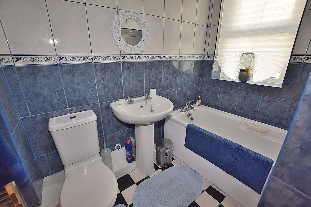 Additional image 13 of Reeth