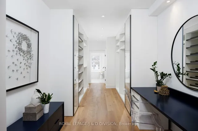 Additional image 23 of 33 Webster Ave