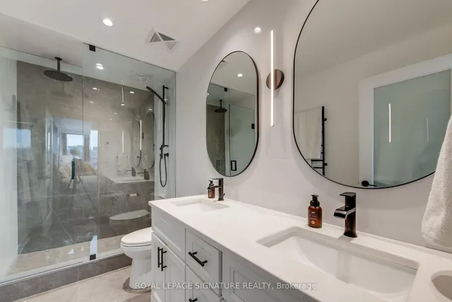 Additional image 20 of 400 Wellington St Unit PH1106