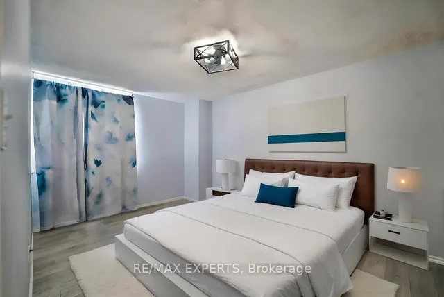 Additional image 23 of 551 The West Mall Unit 1120