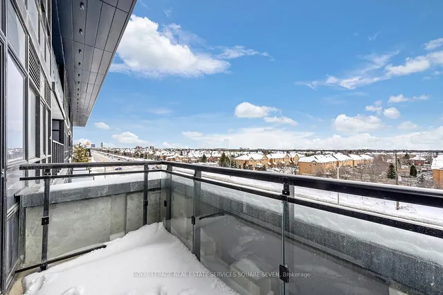 Additional image 40 of 395 Dundas St Unit 413