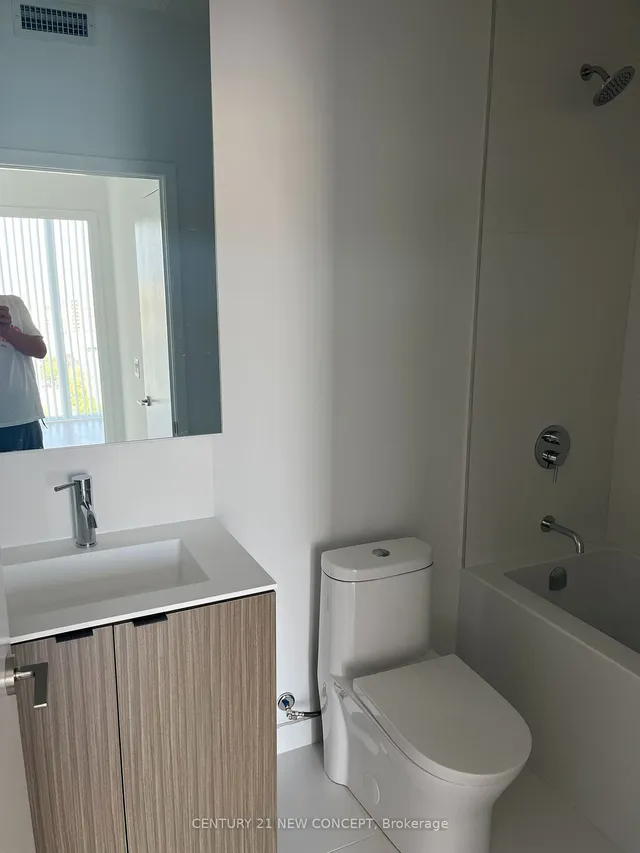 Additional image 8 of 20 Edward St Unit 1202