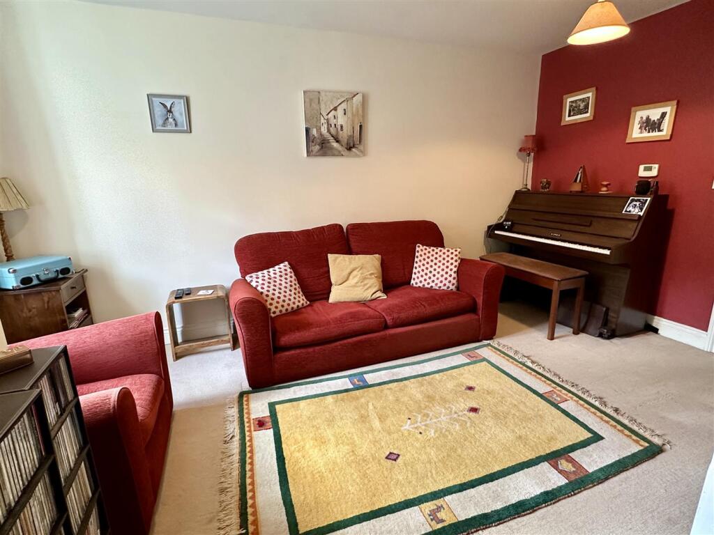 Additional image 23 of Bleachfield Street, Alcester