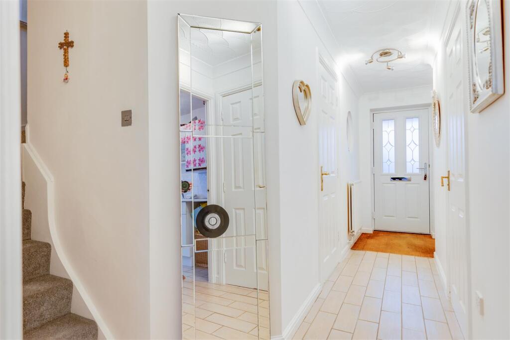 Additional image 12 of Rhodfa Sweldon, Barry