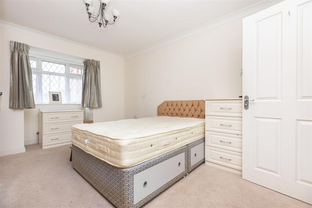 Additional image 15 of Spacious Bungalow on Evelyn Road, Bournemouth