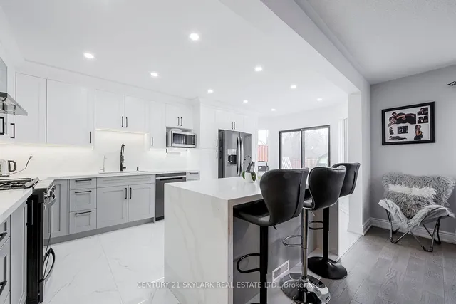 Additional image 15 of 59 Richwood Cres