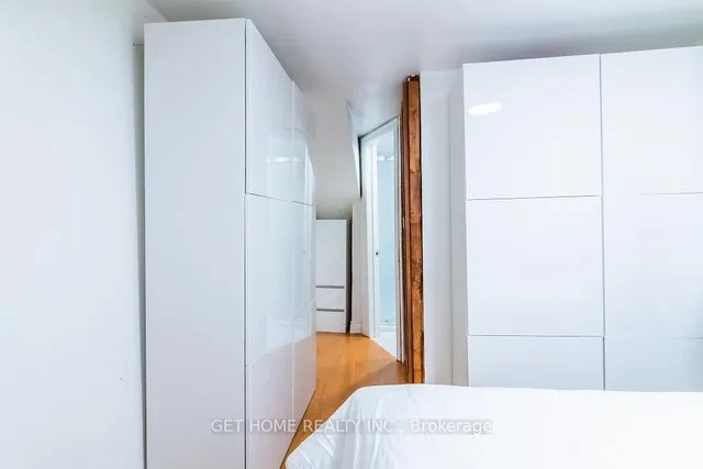 Additional image 24 of 148 Barrington Ave