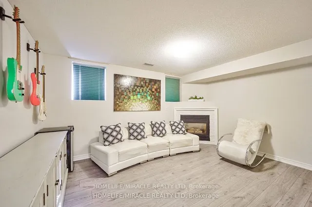 Additional image 17 of 339 Dalesford Rd Unit 3