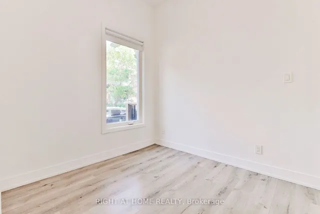 Additional image 17 of 45 Brock Ave