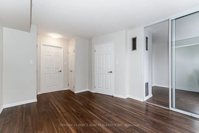Additional image 15 of 24 Wellesley St Unit 1407
