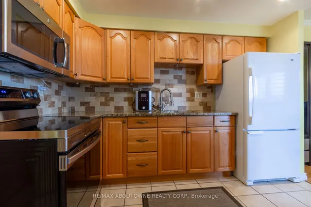 Additional image 10 of 420 Mill Rd Unit 408