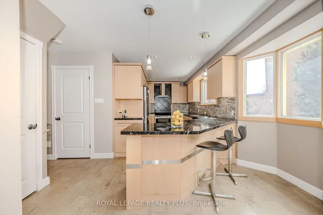 Additional image 8 of 1521 Grazia Crt