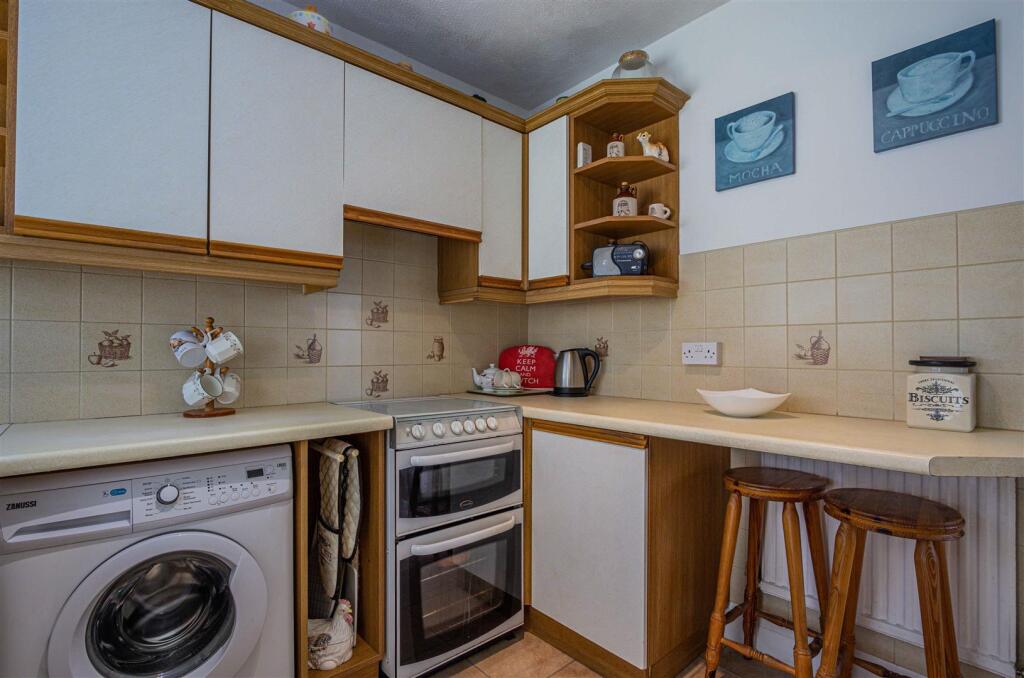 Additional image 17 of Heol Uchaf, Nelson, Treharris