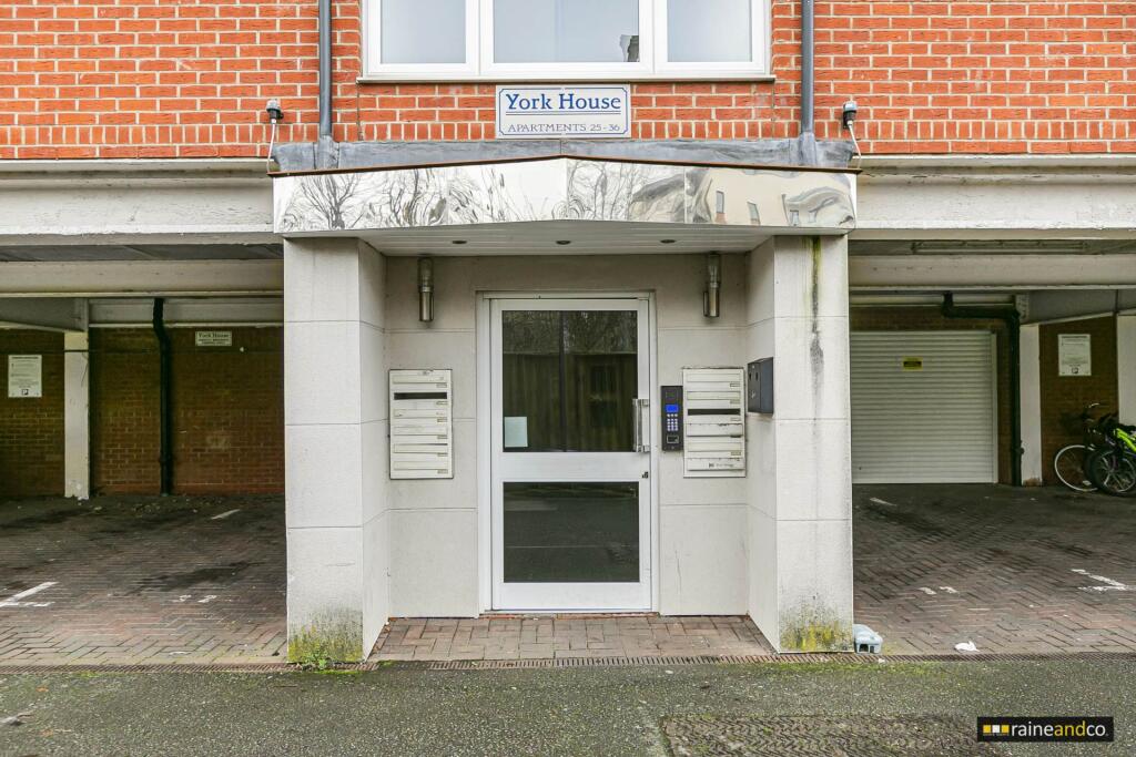 Additional image 16 of York House, North Drive, Old Hatfield