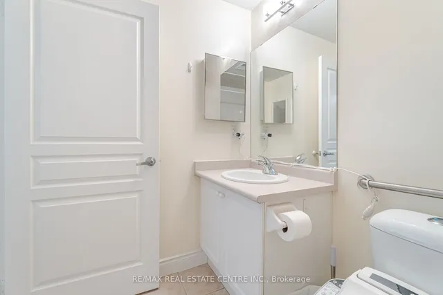 Additional image 23 of 5 Marine Parade Dr Unit 911