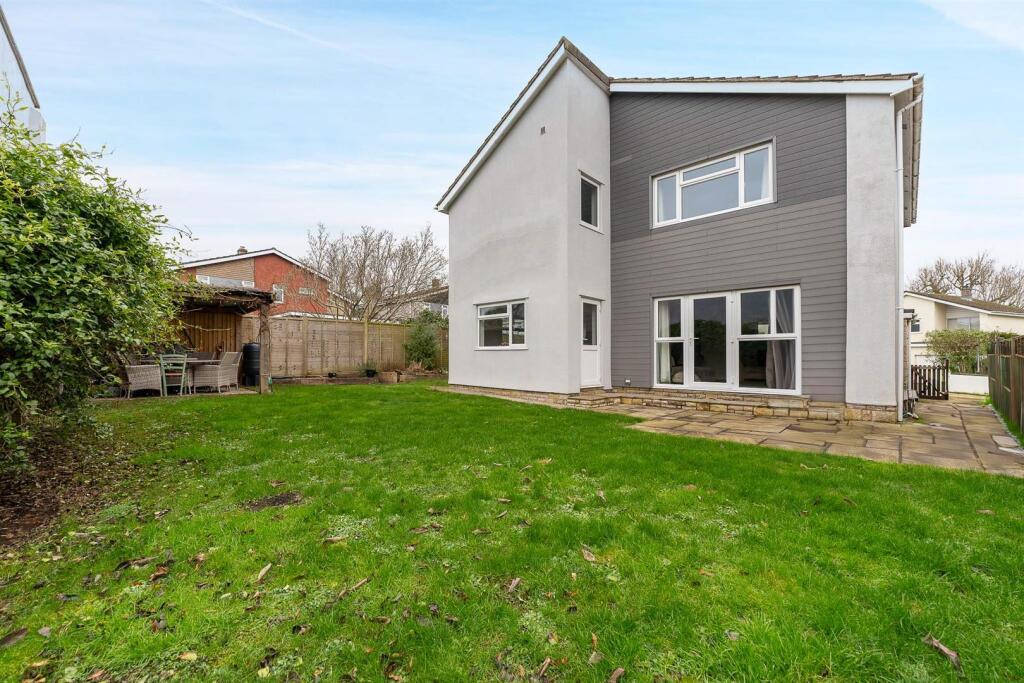 Additional image 20 of Henley Lodge, Yatton - LARGE FAMILY HOME