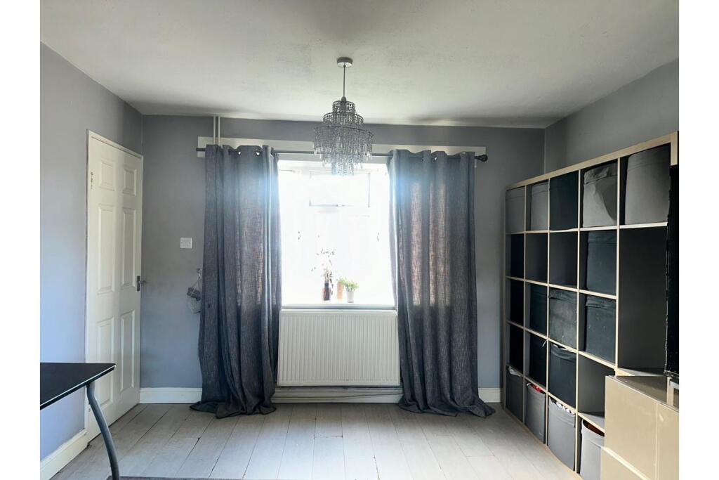 Additional image 6 of The Grove, Studley, B80