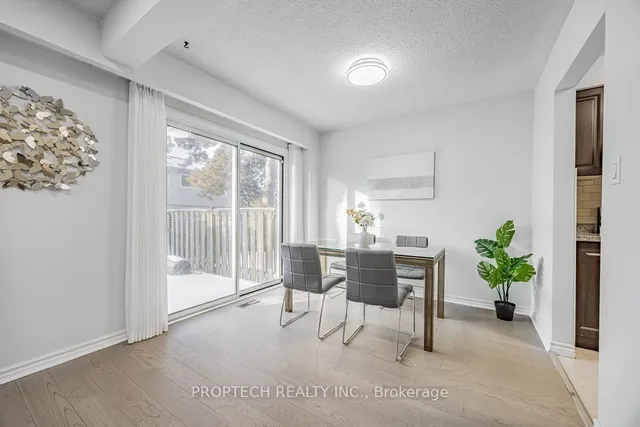 Additional image 11 of 195 Alexmuir Blvd Unit 133