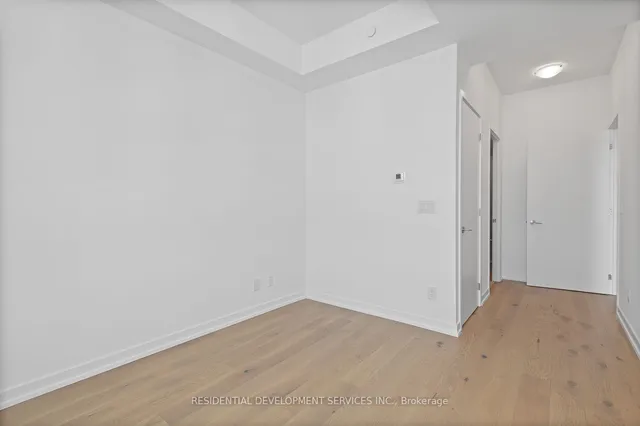 Additional image 18 of 3100 Keele St Unit 608