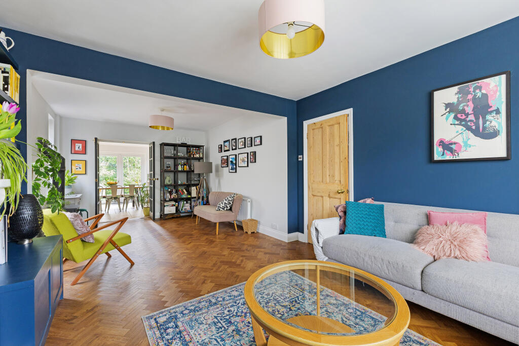 Additional image 11 of Meadow Walk, Harpenden, AL5