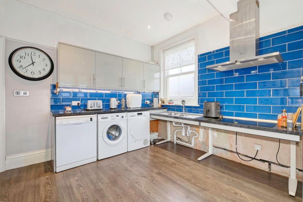 Additional image 14 of High Street, Hailsham, BN27