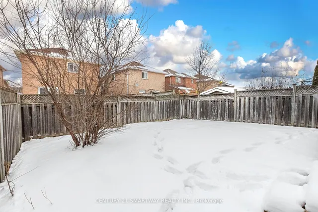 Additional image 39 of 212 Twin Pines Cres