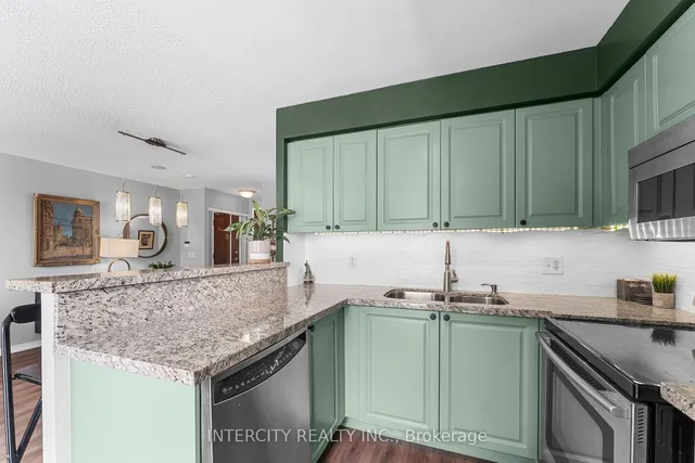 Additional image 27 of 17 Michael Power Pl Unit 413