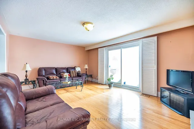 Additional image 10 of 3635 Kingston Rd