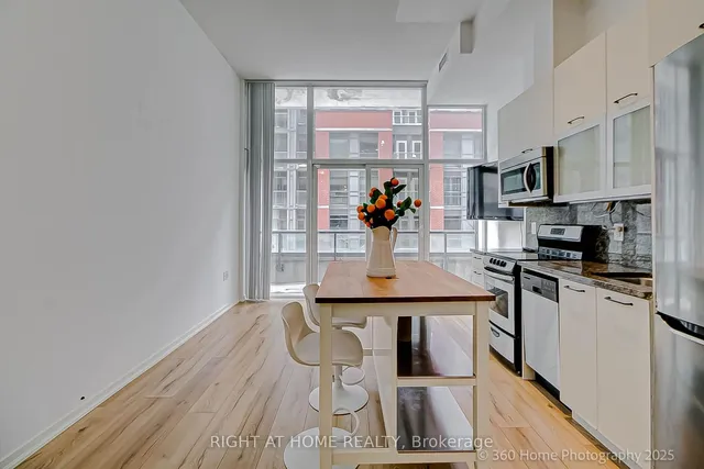 Additional image 16 of 36 Lisgar St Unit 306