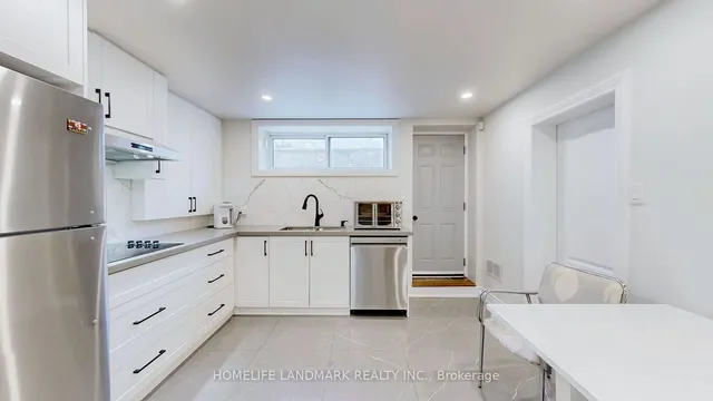 Additional image 33 of 16 Totteridge Rd