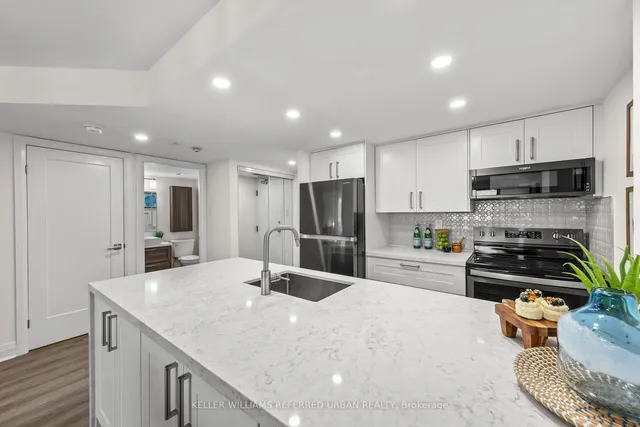 Additional image 4 of 705 King St Unit 612