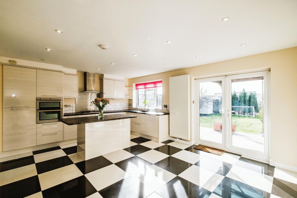 Additional image 2 of Clun Road, Littlehampton, BN17