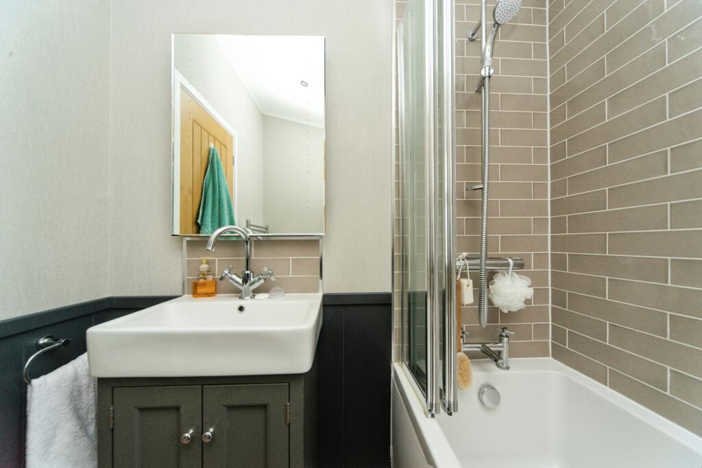 Additional image 9 of Lilies Avenue, Pevensey Bay, Pevensey, East Sussex, BN24