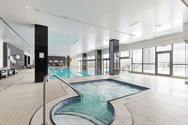 Additional image 33 of 17 Zorra St Unit 905