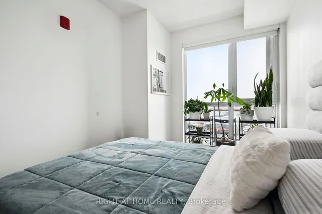 Additional image 29 of 5230 Dundas St Unit A629