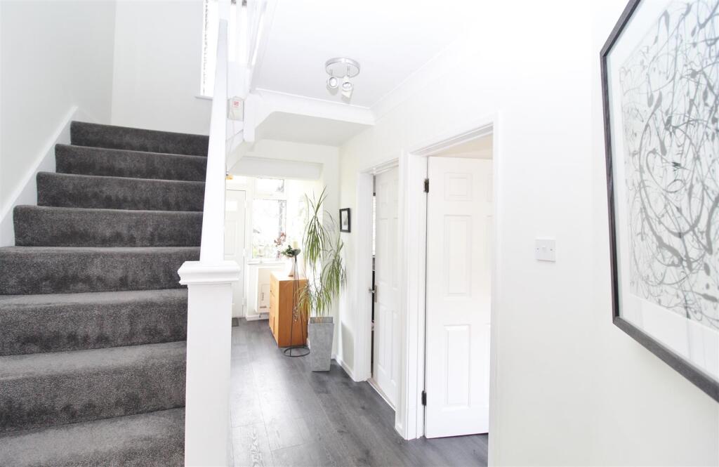 Additional image 11 of Bradmore Way, Brookmans Park