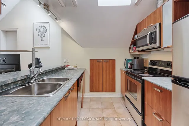 Additional image 35 of 90 Madison Ave