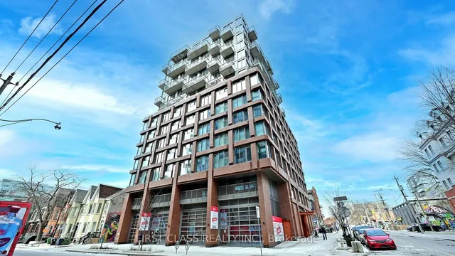 2 Augusta Ave Unit 402