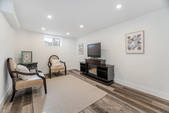 Additional image 33 of 19 Cavendish Cres