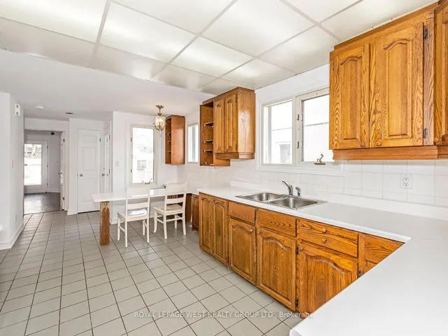 Additional image 18 of 42 Tilden Cres