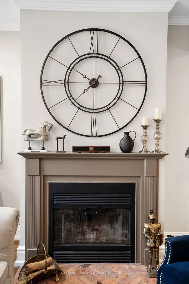 Additional image 20 of 9 Sword St