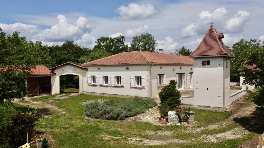 Additional image 3 of Condom, Midi-Pyrenees, 32100, France