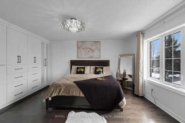 Additional image 22 of 22 Vanwood Cres