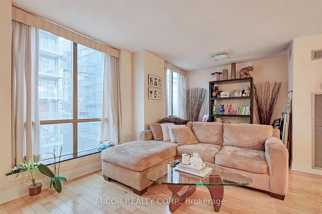 Additional image 11 of 40 Scollard St Unit 601