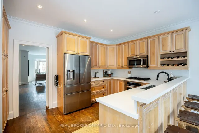 Additional image 10 of 258 Douglas Ave