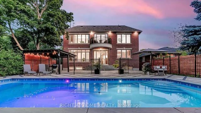 Additional image 38 of 10 Avery Ave